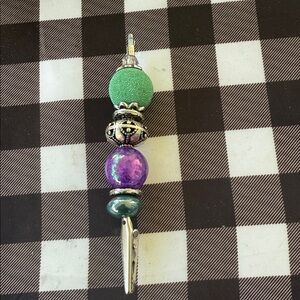 Elegant Green and Purple Beaded roachclip